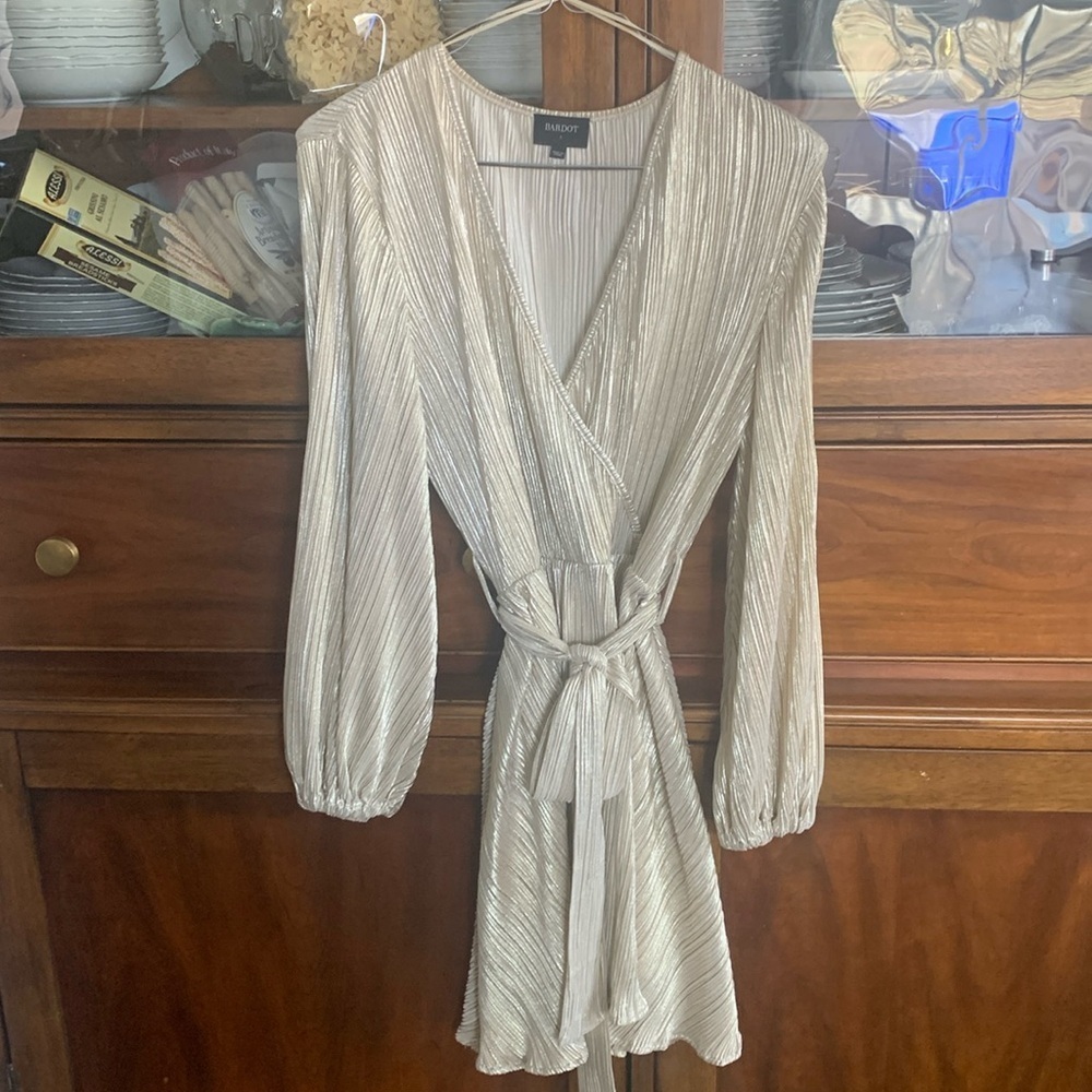 Dress - Picture 1 of 5